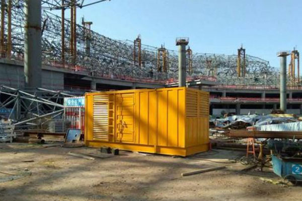 炎陵发电机出租如何判断空气滤清器是否需要更换？