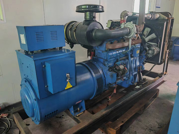 炎陵100kW柴油发电机组使用多级机油有哪些优缺点？